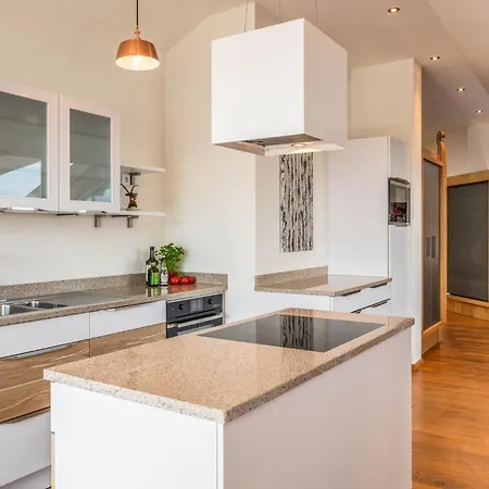 Loft 7
