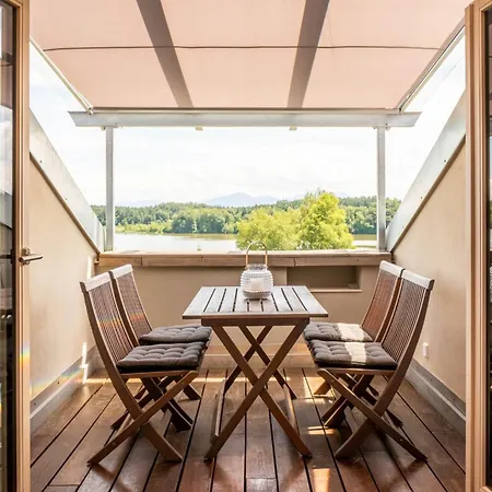 Loft 7 *