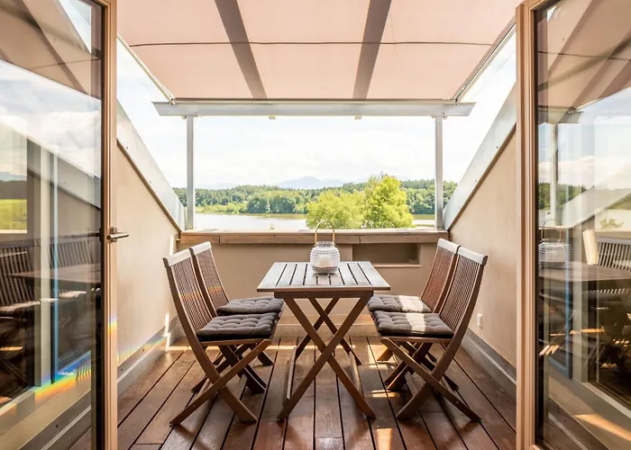 Loft 7 *